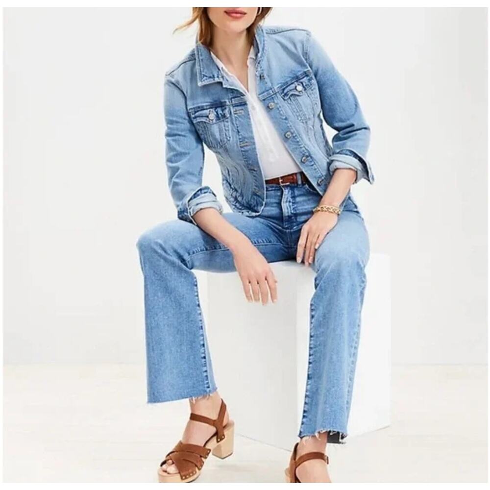 LOFT Petite High Rise Slim Flare Jeans Light Wash Frayed Raw Hem 34/ 18 - Picture 3 of 15